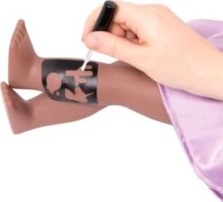 Our Generation Tattoopuppe Rosalyn 46 Cm Mit Zubehör -Spielzeug Geschaft 16188719 03