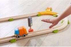 HABA 303843 Kullerbü – Müllauto -Spielzeug Geschaft 20019459 05