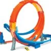 Hot Wheels Looping Crash Trackset Inkl. 1 Spielzeugauto, Motorisierte Autorennbahn