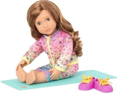 Our Generation Puppe Lucy Grace Mit Yogamatte, 46 Cm 1 Our Generation Puppe Lucy Grace Mit Yogamatte, 46 Cm