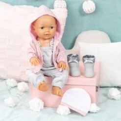 BAYER Puppenkleidung 38-42 Cm, Regenoutfit Rosa/grau 11 BAYER Puppenkleidung 38-42 Cm, Regenoutfit Rosa/grau -Spielzeug Geschaft 25569432 06