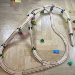 TOY2 Basis Paket Klein - 12 Track Connectors - Schienenzubehör Holzeisenbahn -Spielzeug Geschaft 26105239 04