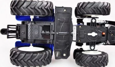 Amewi RC Traktor Mit Palettengabel, Licht & Sound, 1:24 RTR 6 Amewi RC Traktor Mit Palettengabel, Licht & Sound, 1:24 RTR - Image 6