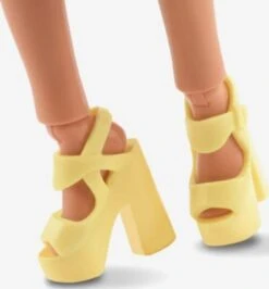 Barbie Signature Barbie Looks 15 - Brunette Ponytail, Turquoise/Pink Dress -Spielzeug Geschaft 28444753 05