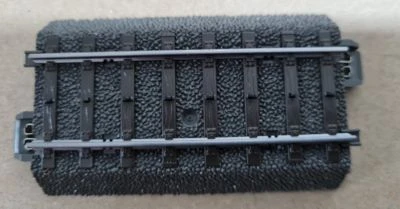 Märklin H0 24064 Gerades C-Gleis 64,3 Mm 1 Gleis 1 Märklin H0 24064 Gerades C-Gleis 64,3 Mm 1 Gleis