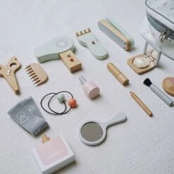 Epik Schminkspielzeug Für Kinder Make-up-Ornament Aus Holz Barbier-Spielzeug 9 Epik Schminkspielzeug Für Kinder Make-up-Ornament Aus Holz Barbier-Spielzeug -Spielzeug Geschaft 29747189 04