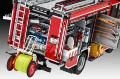 MAN TGM / Schlingmann HLF 20 VARUS 4x4, Revell Feuerwehr Modellbausatz Im Maßstab 1:24, 295 Teile, 36,3 Cm -Spielzeug Geschaft 4125594 04