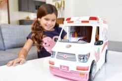 Barbie Krankenwagen 2-in-1 Spielset Mit Licht & Geräuschen, Barbie Krankenhaus 9 Barbie Krankenwagen 2-in-1 Spielset Mit Licht & Geräuschen, Barbie Krankenhaus -Spielzeug Geschaft 8422427 04